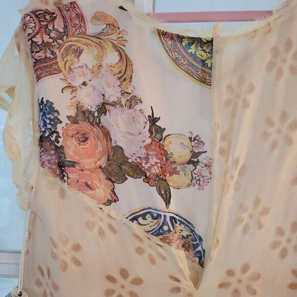 Aratta Silk Laser Cut Petals High Low Top - Size Medium - NWT - Picture 7 of 8
